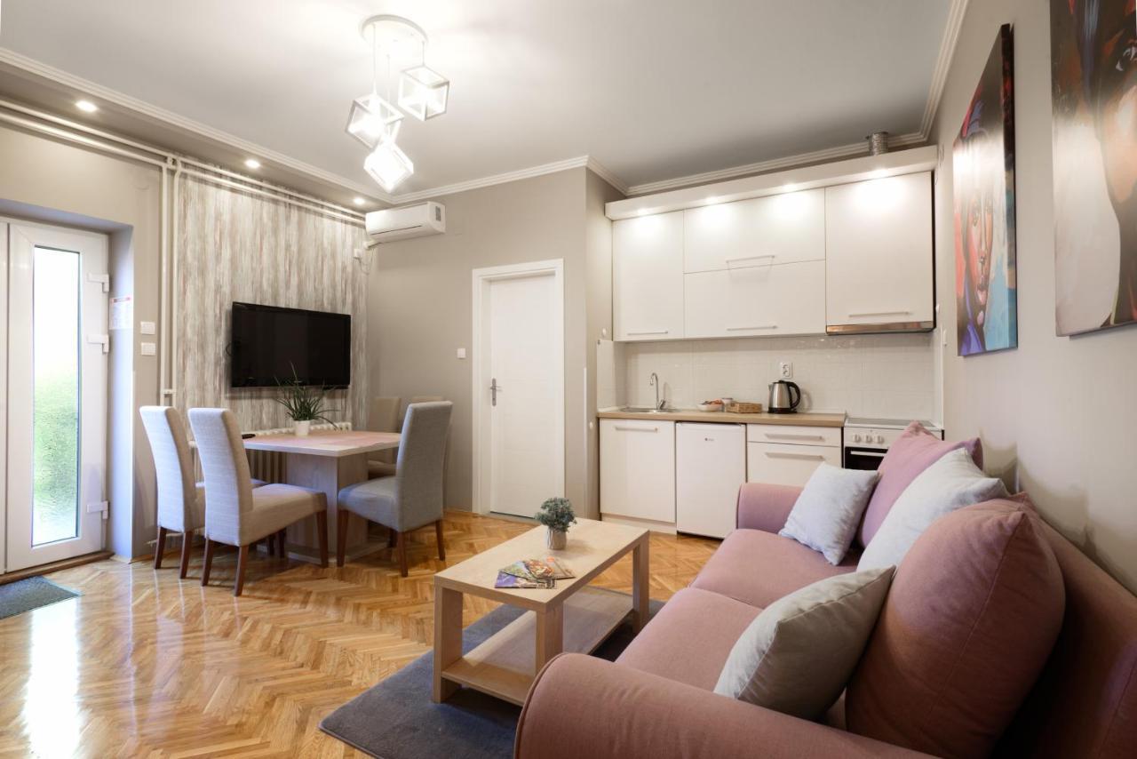 Dumalux Velvet Apartment Subotica Luaran gambar